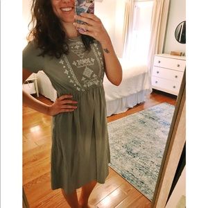 CUTE 🌿 MIDI DRESS